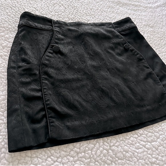 Y2K Bebe black mini skirt filigree paisley pattern buttons pockets zipper VTG 0 - Picture 2 of 11